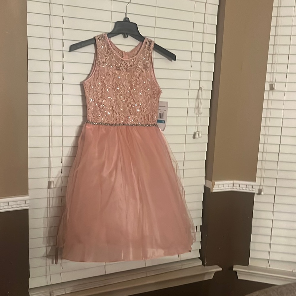 Cute Tweens/Girls Dress